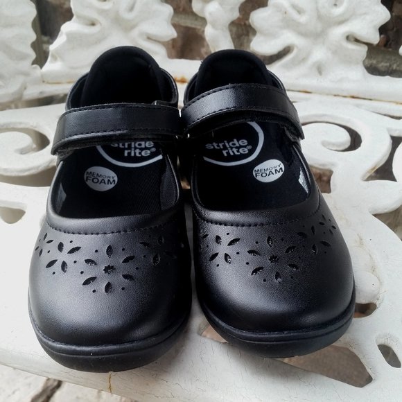 Stride Rite Other - HOST PICK: Girls' Stride Rite Mary Janes, sz 12.5M